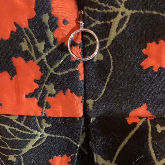 SAYLOR Balloon Dress - Picture 5 of 6